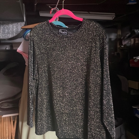 Adorable black and gold sweater - Picture 1 of 6